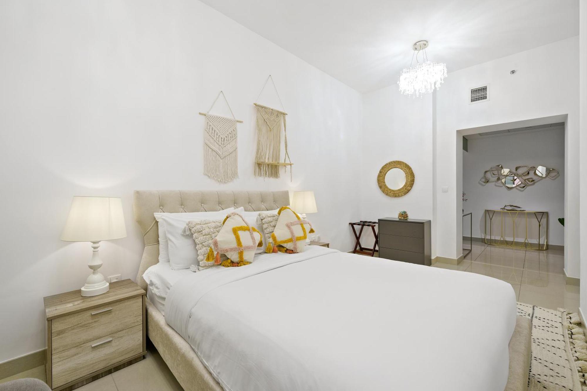 New! Luxury 3Bedroom With Spectacular Burj Views Downtown Дубай Екстериор снимка